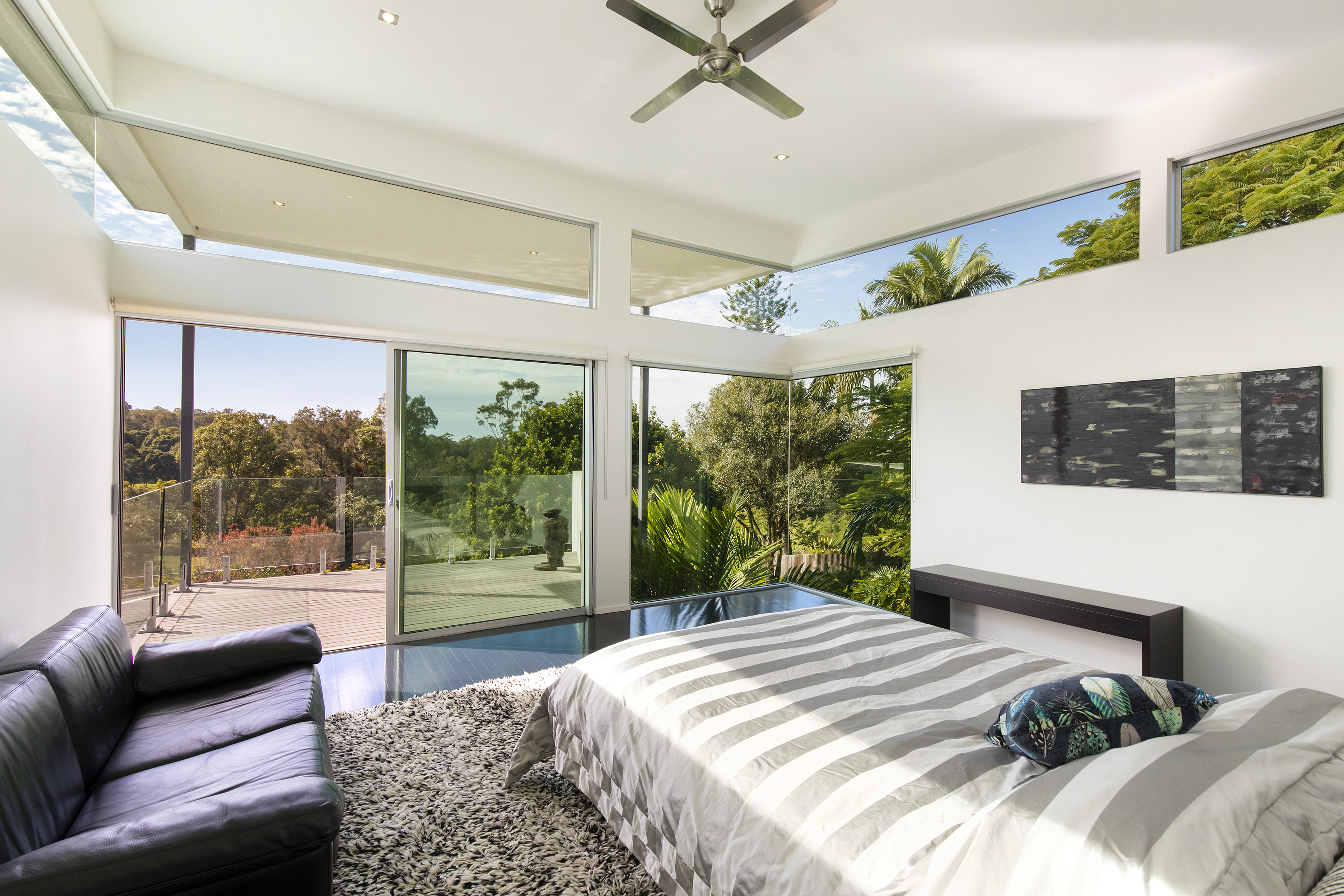 David Berns Real Estate PREMIUM POSITION IN THE NOOSA VALLEY, KEY TO