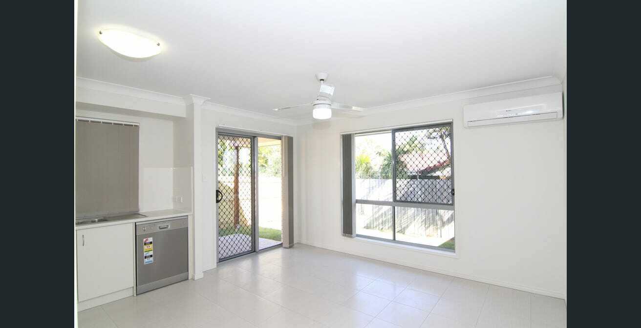 Empire Property Management & Sales 2 BEDROOM DUPLEX STYLE HOME !!! GREAT LOCATION