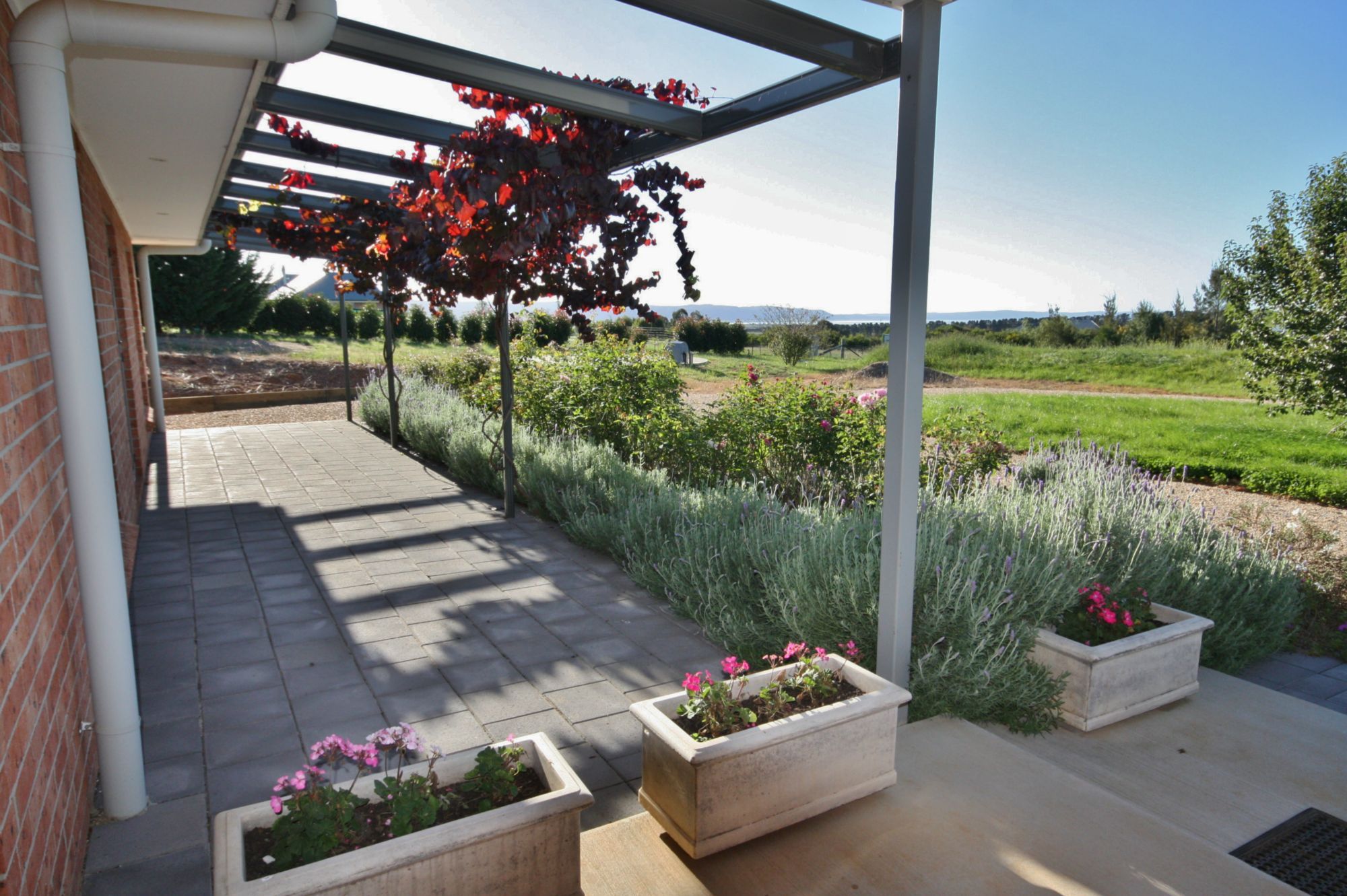 Views to Lake EstateRealty