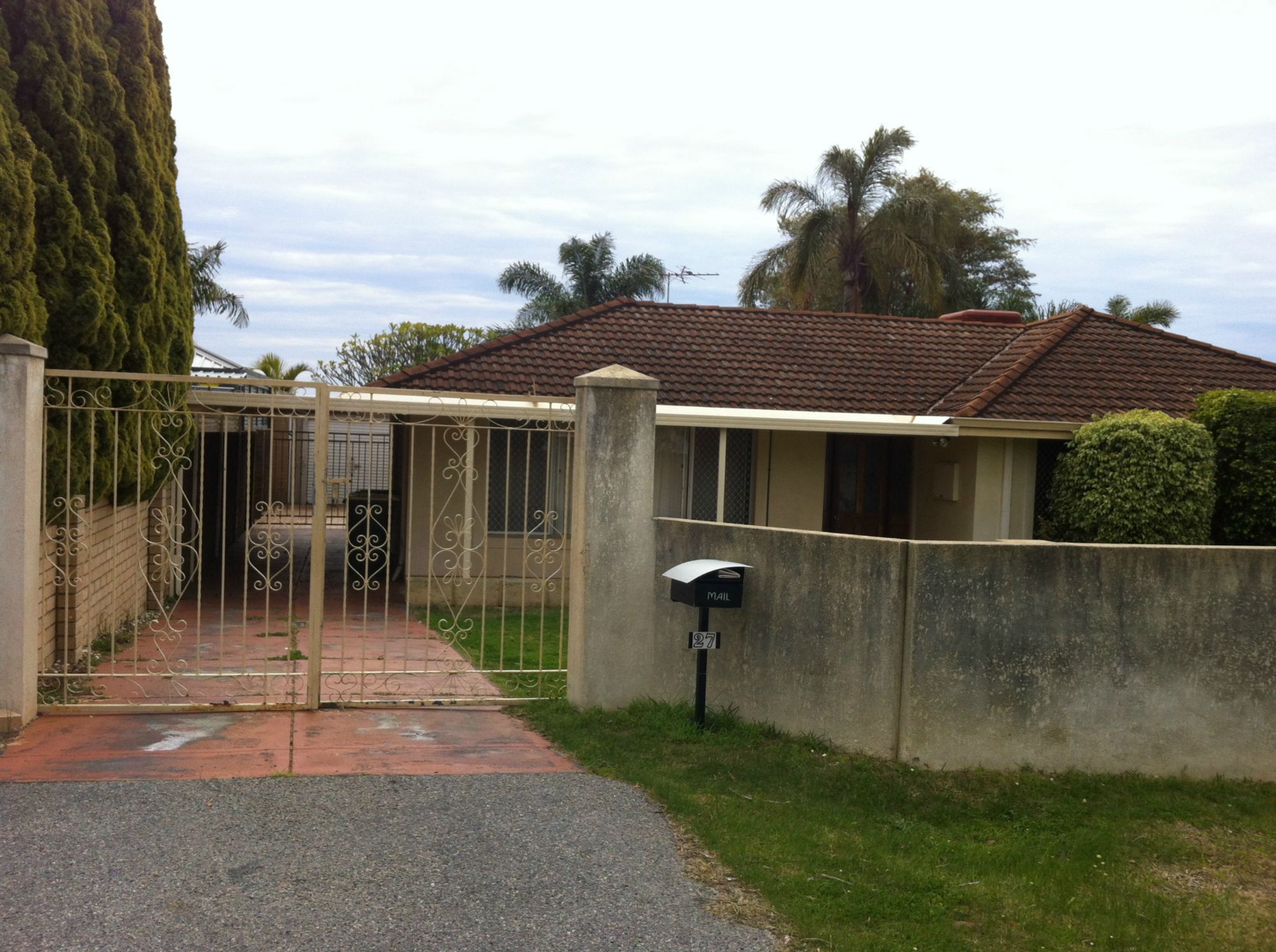 27 Benton Way, Warwick