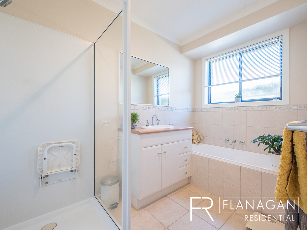 Flanagan Residential | For Sale | Paul Flanagan | Youngtown