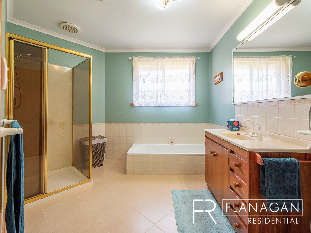 For Sale | Flanagan Residential | Paul Flanagan | Rae Smith | Riverside