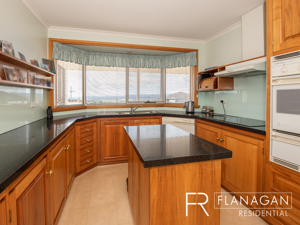 For Sale | Flanagan Residential | Paul Flanagan | Rae Smith | Riverside