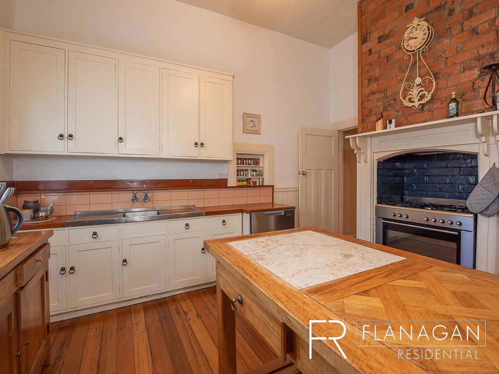 For Sale | Flanagan Residential | Paul Flanagan | Rae Smith | Newstead