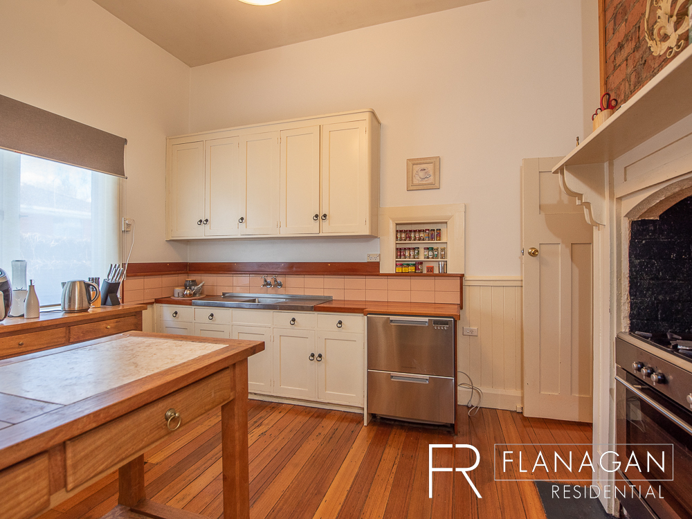 For Sale | Flanagan Residential | Paul Flanagan | Rae Smith | Newstead