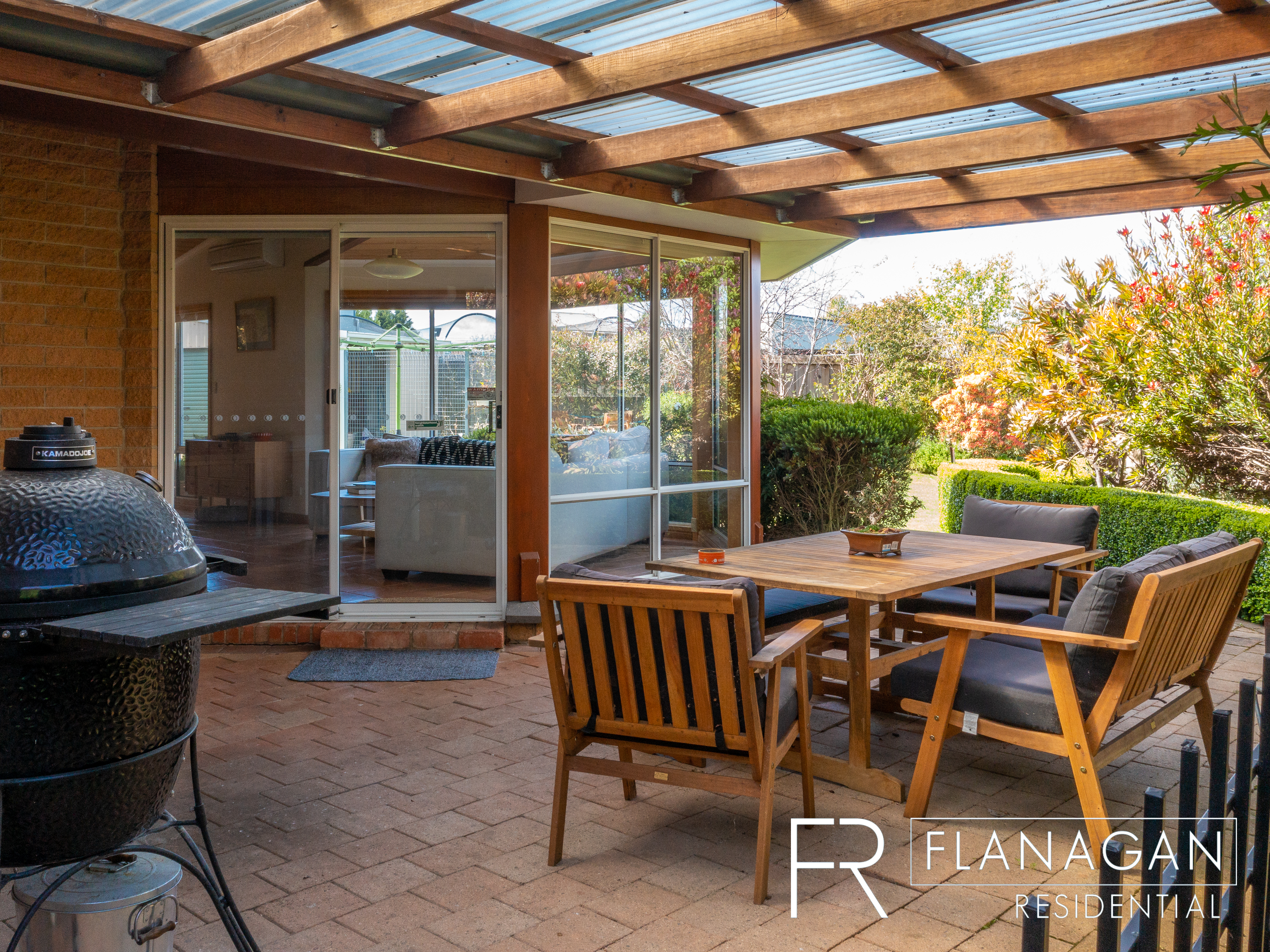 For Sale | Rae Smith | Flanagan Residential | Grindelwald