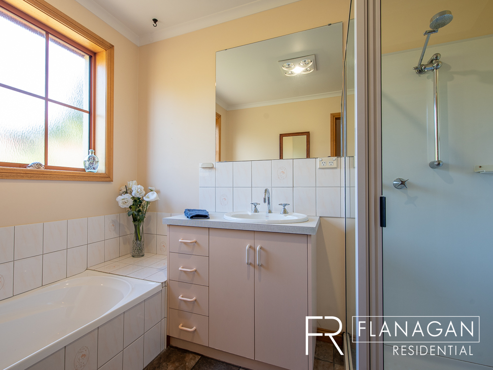 For Sale | Flanagan Residential | Paul Flanagan | Grindelwald