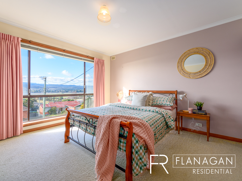 For Sale | Riverside | Flanagan Residential | Rae Smith