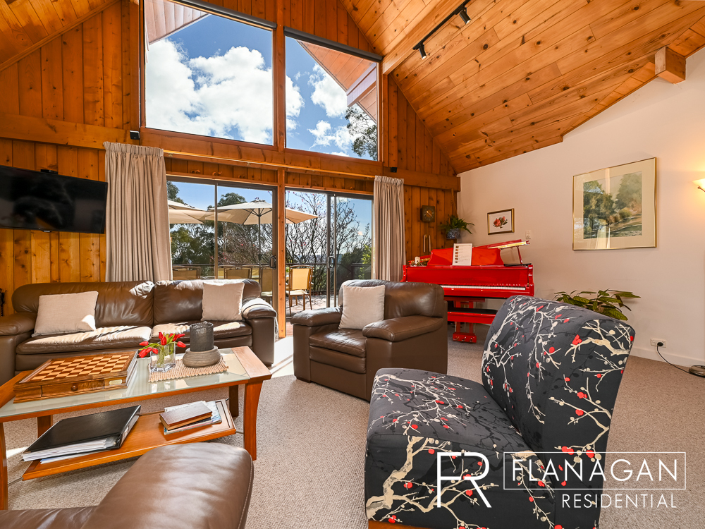 For Sale | Paul Flanagan | Riverside | Flanagan Residential