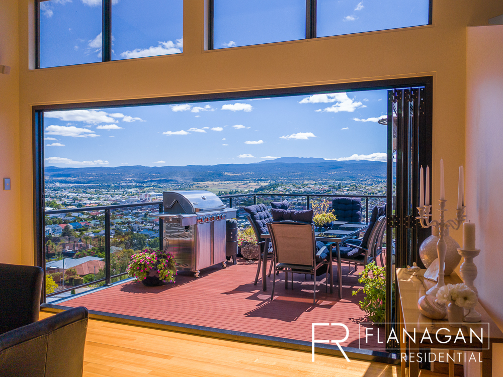 Flanagan Residential | Rae Smith | Paul Flanagan | Property Sales | West Launceston