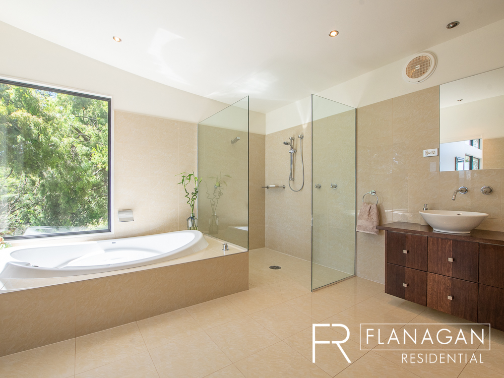 Flanagan Residential | Rae Smith | Paul Flanagan | Property Sales | West Launceston