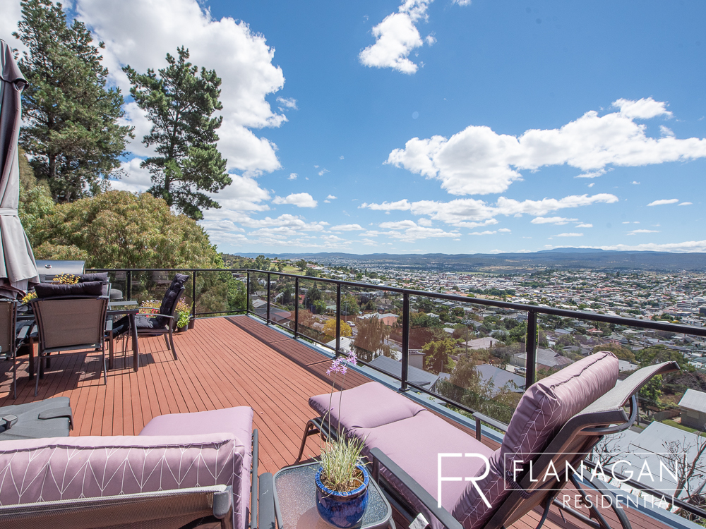 Flanagan Residential | Rae Smith | Paul Flanagan | Property Sales | West Launceston