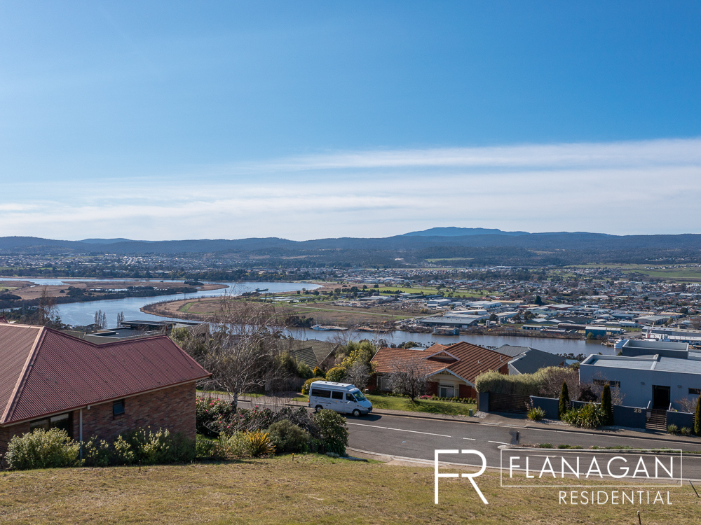 Flanagan Residential | For Sale | Trevallyn | Paul Flanagan