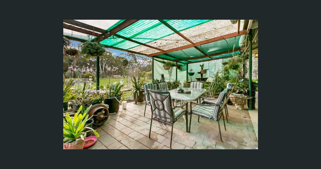 Gavin Butler Real Estate A real estate goldmine in Inglewood!