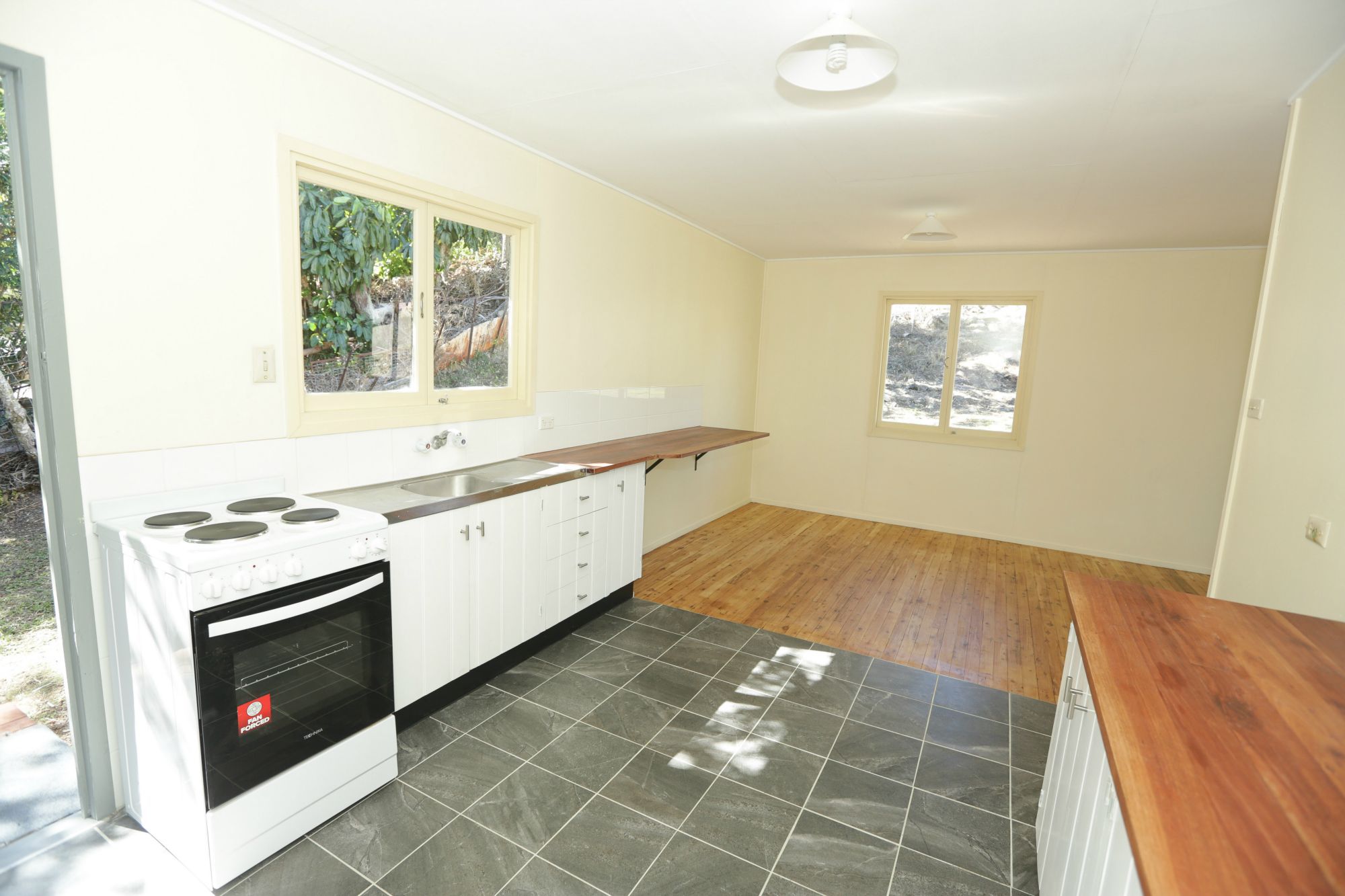 Gladstone Real Estate THE PRICE is RIGHT