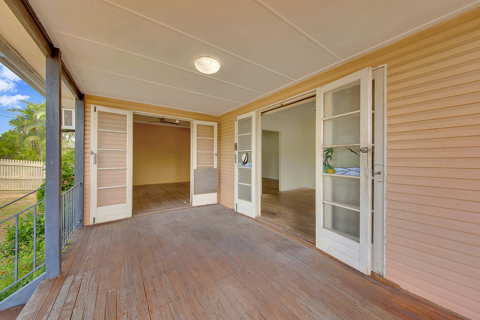 Gladstone Real Estate IDEAL RENOVATOR FOR SALE BY AUCTION MORTGAGEE IN POSSESSION