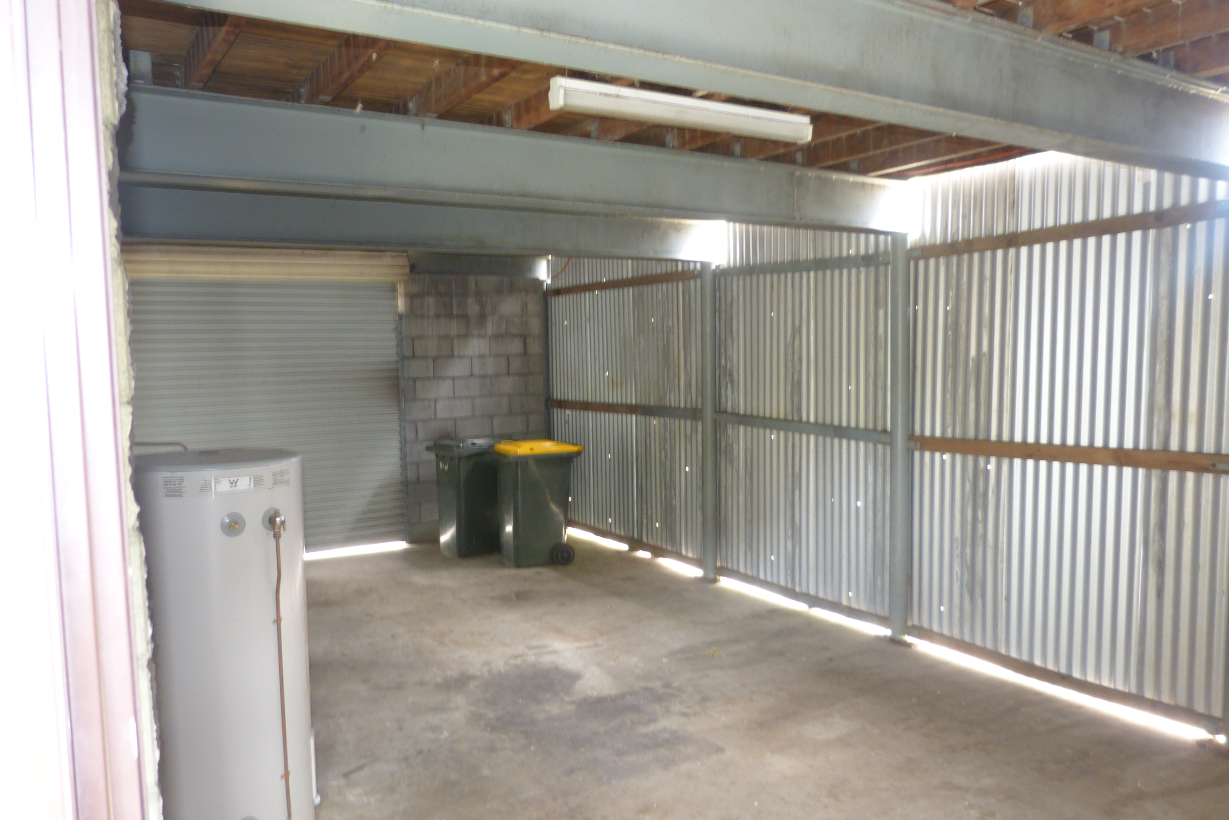 Gladstone Real Estate BIG SHED!! DUAL LIVING!!