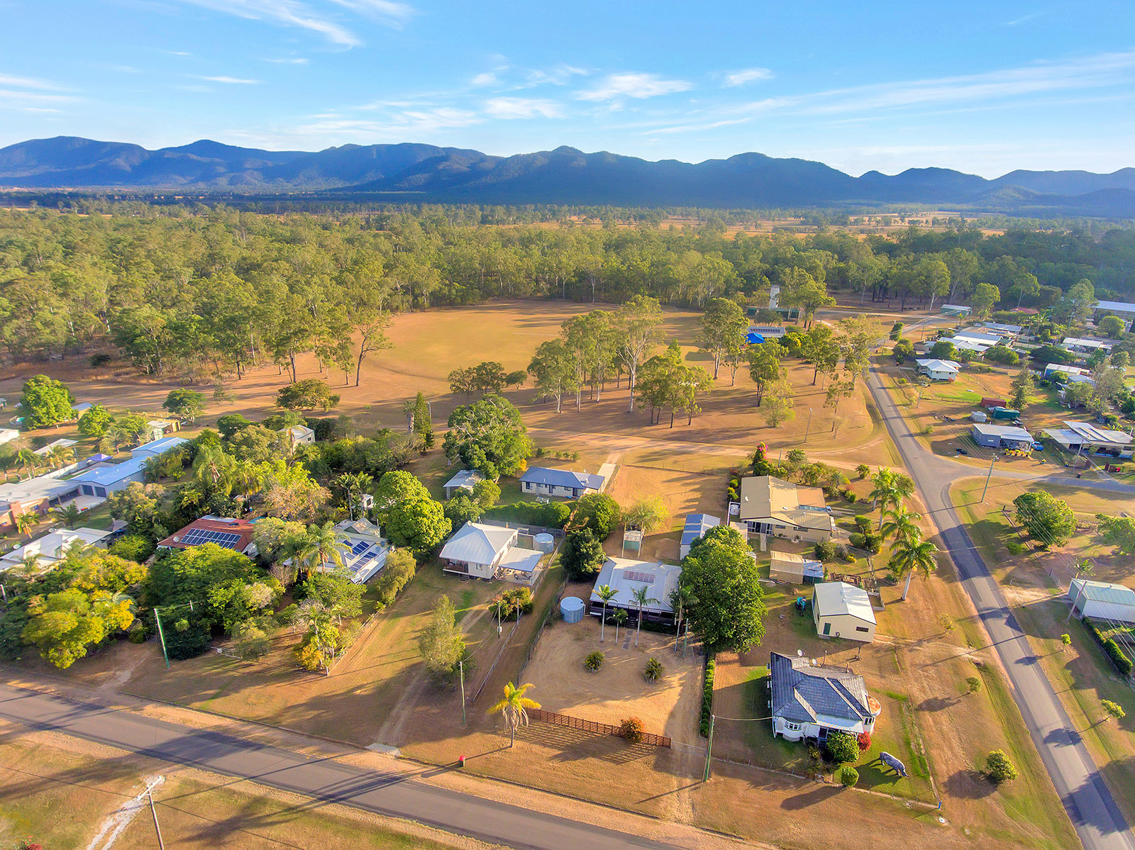 Gladstone Real Estate CHARACTER HOME SHEDMORTGAGEE IN POSSESSION