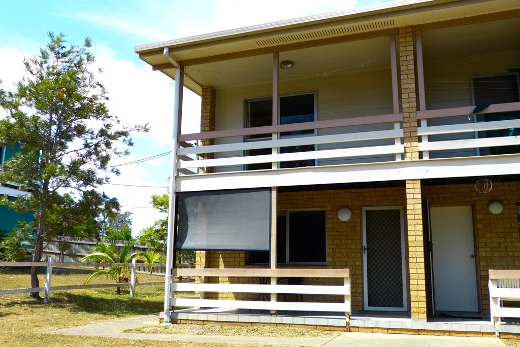 Gladstone Real Estate Partly Furnished Townhouse