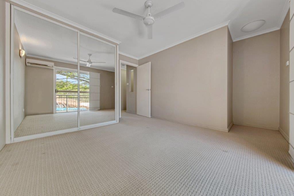 Gladstone Real Estate 4 Unfurnished Townhouses in a Great Location