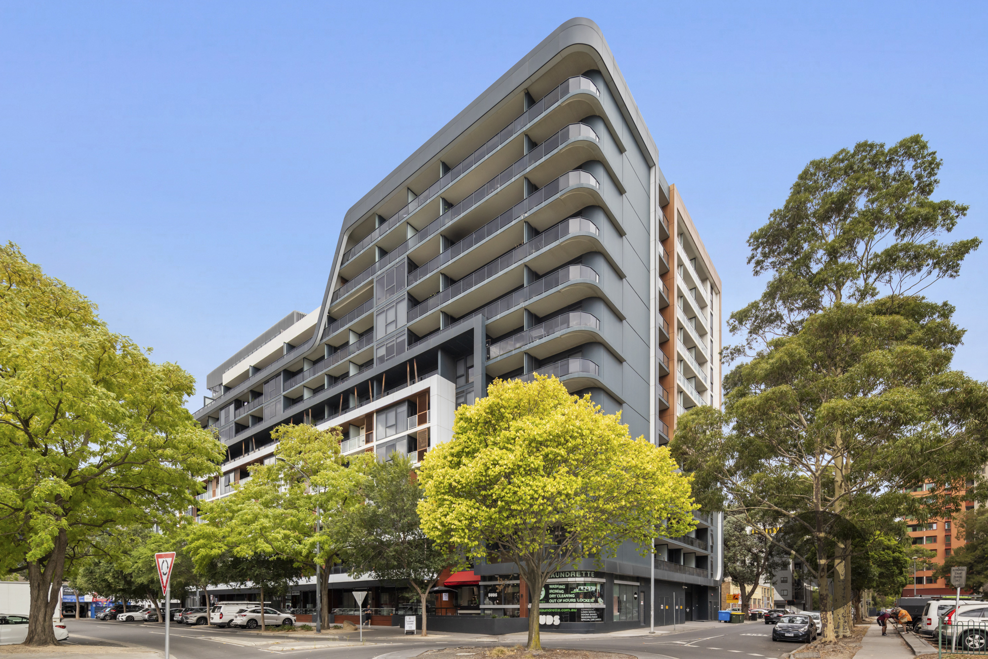 602/32 Bray Street, South Yarra
