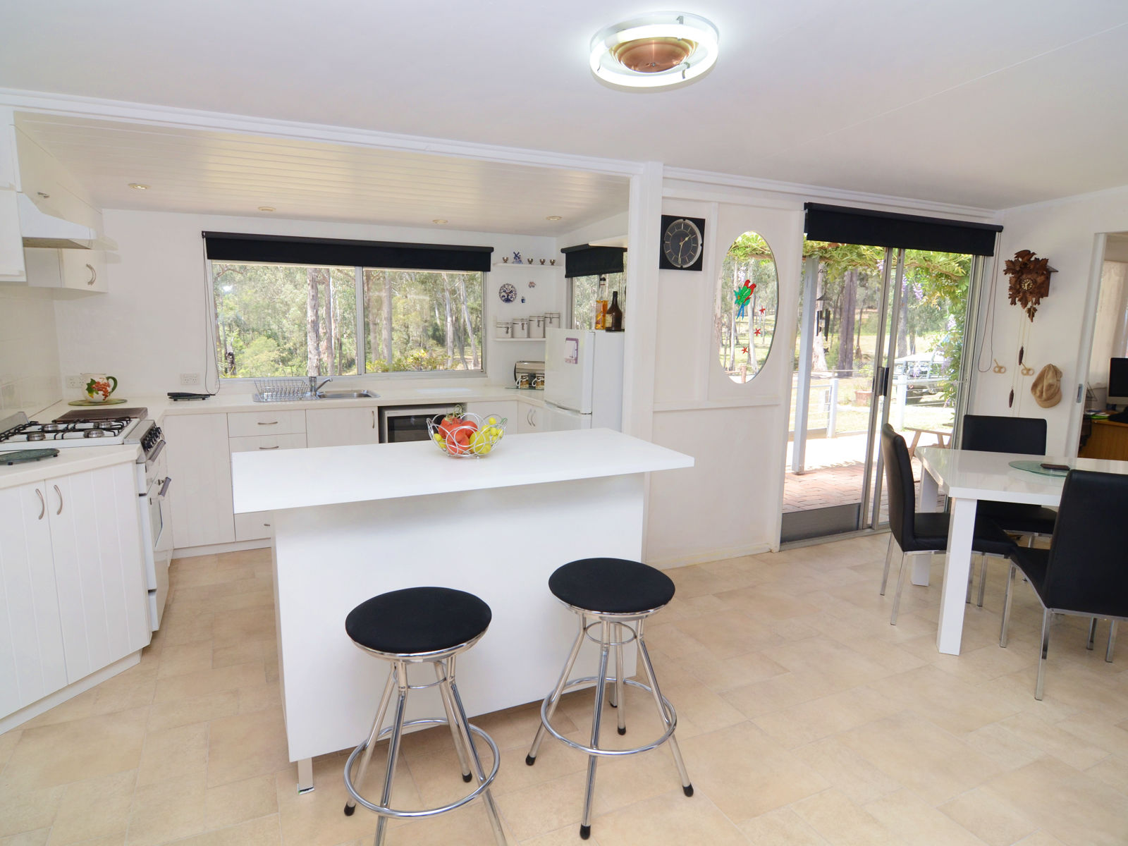 InHouse Real Estate Wolumla Wonder