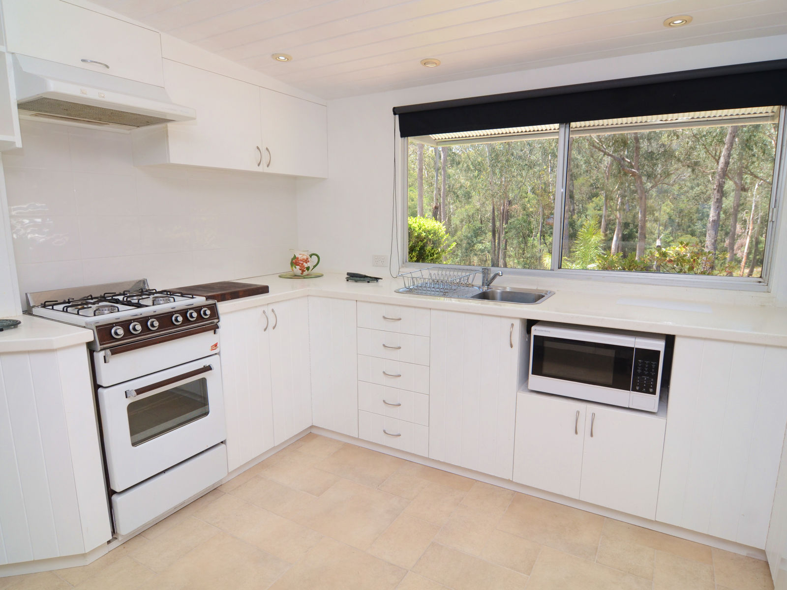 InHouse Real Estate Wolumla Wonder