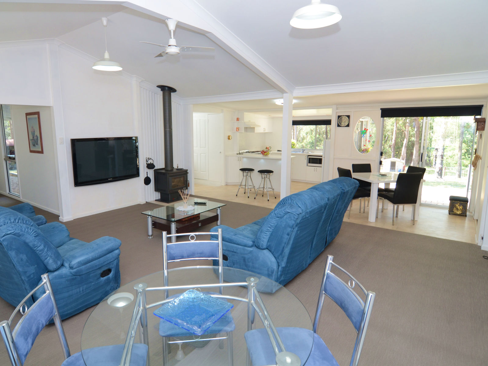 InHouse Real Estate Wolumla Wonder