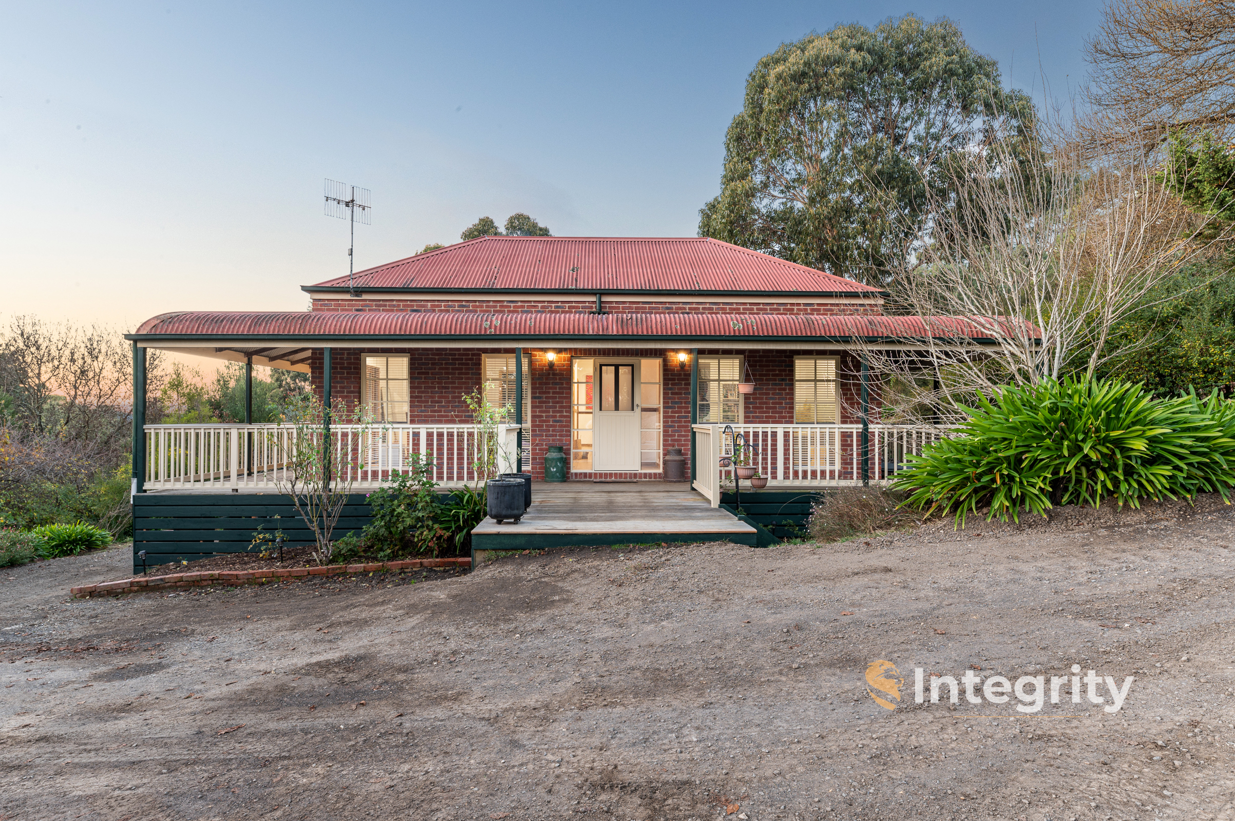 7 Buxton Rise, Buxton