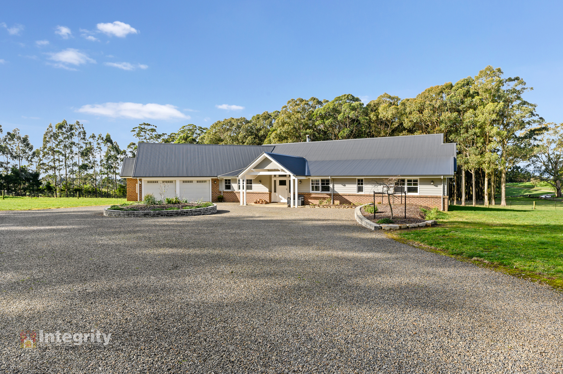 322 Extons Road