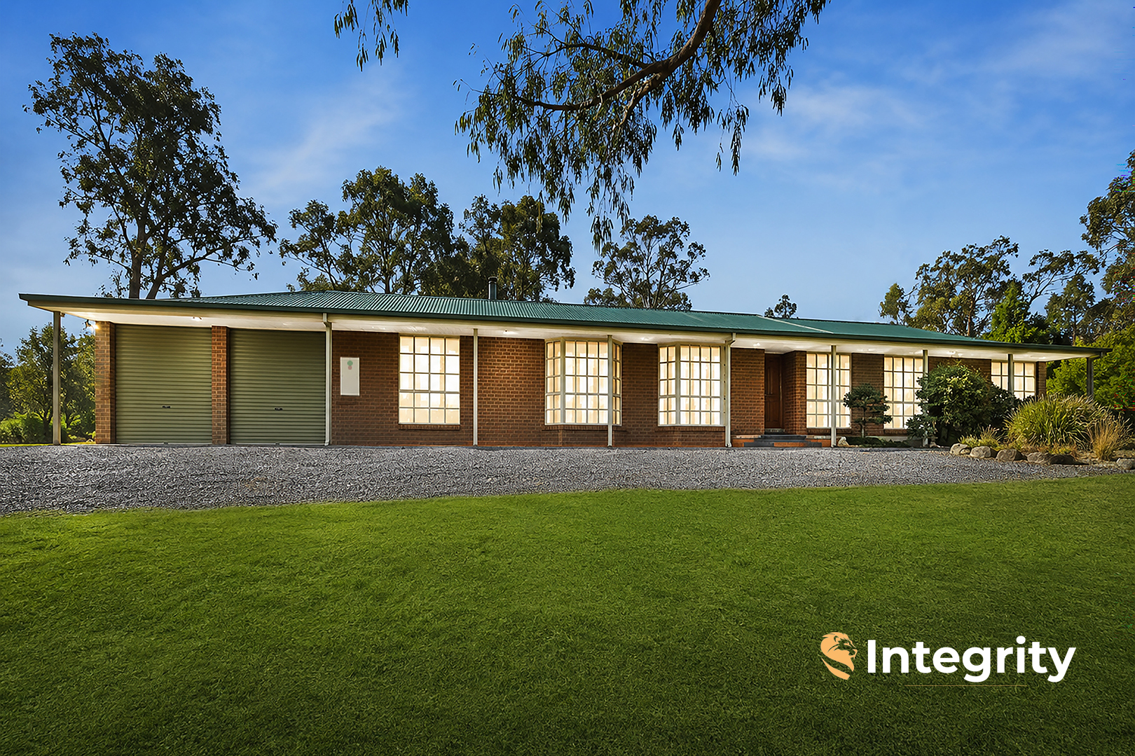 8 Pantons Spur Road, Healesville