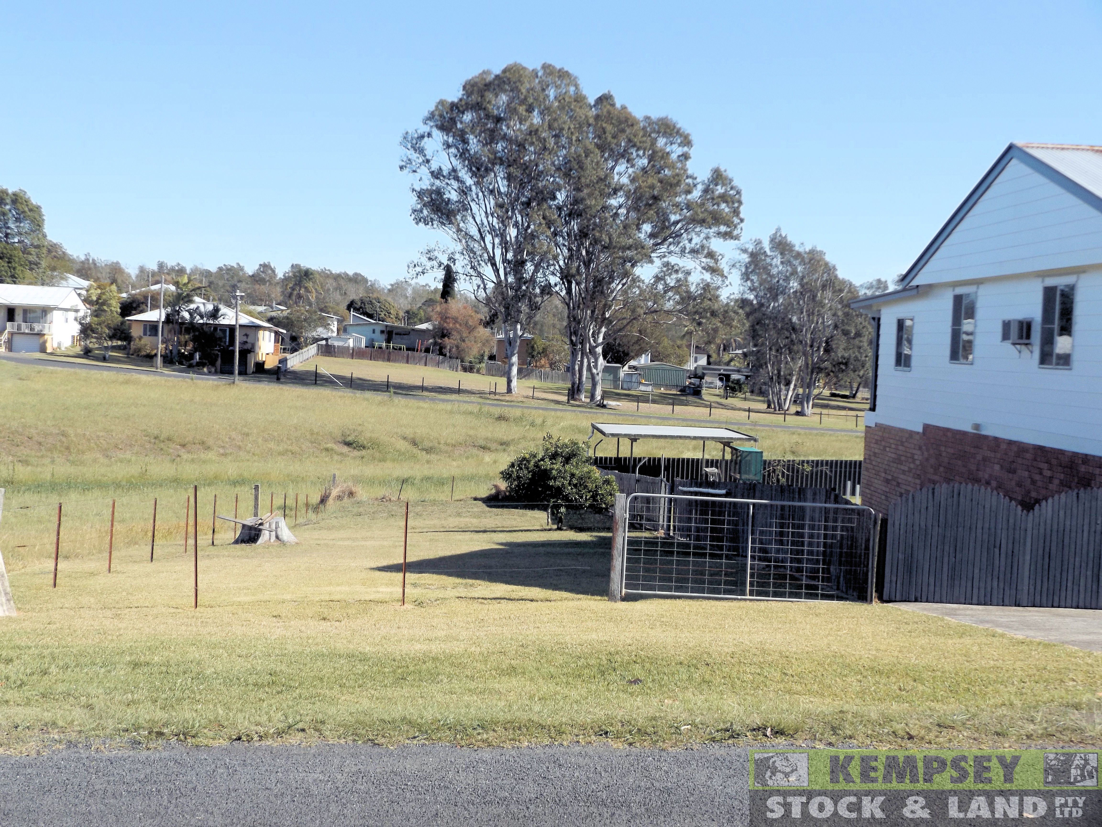 Kempsey Stock and Land Wonderful West Kempsey Home!