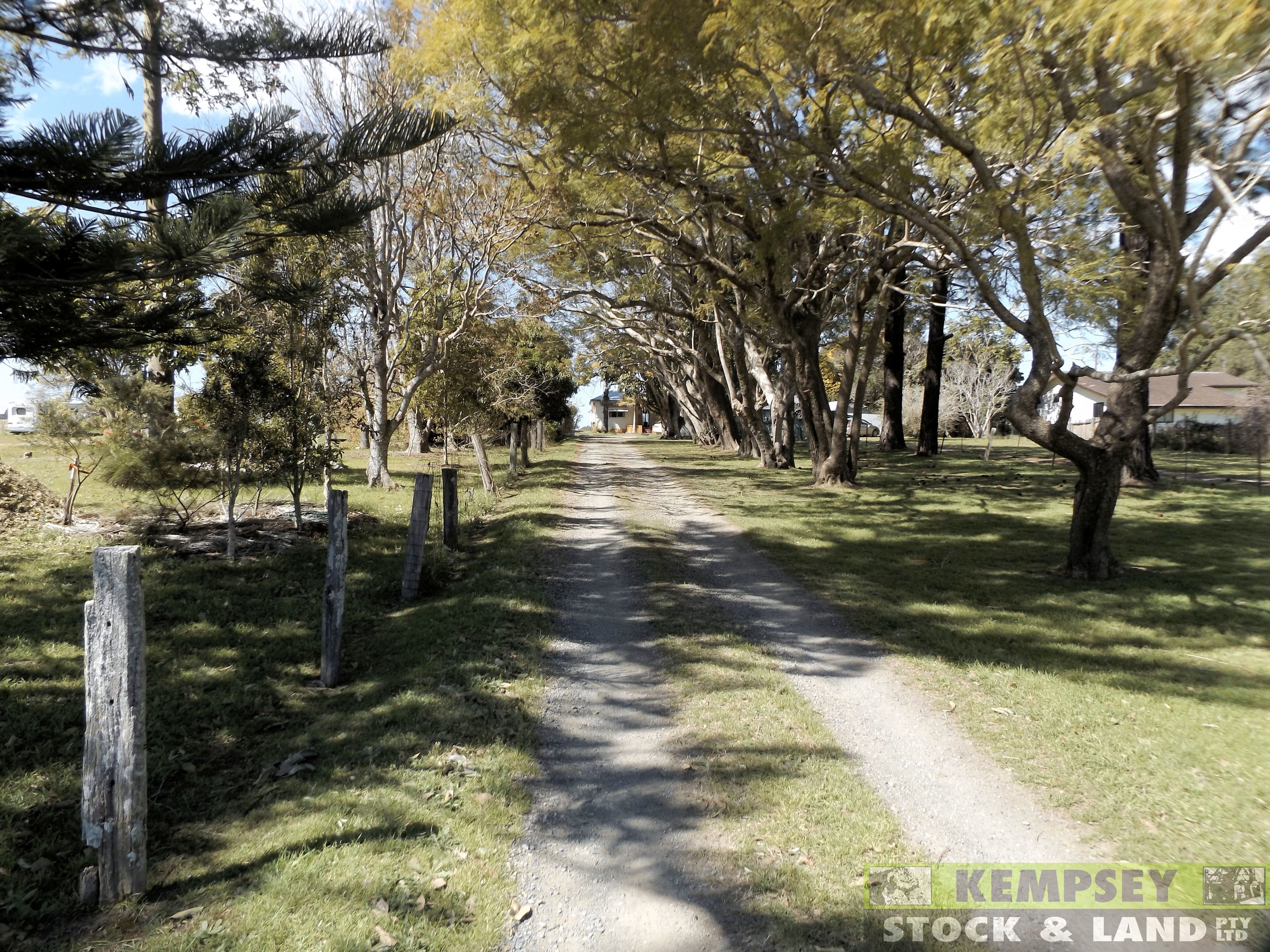Kempsey Stock & Land Riverside Living