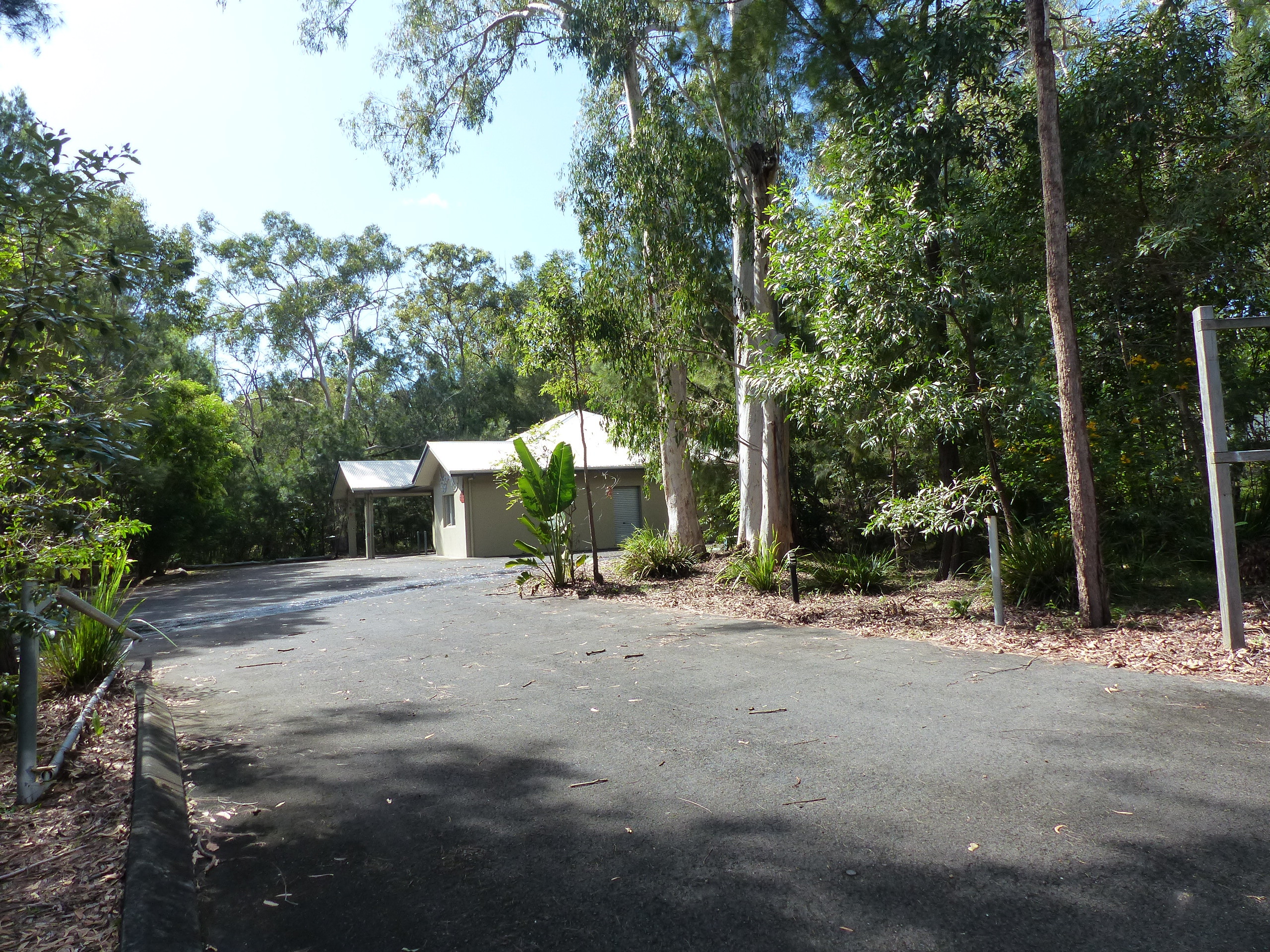 Lake Cooroibah Realty "Rural Living or Commercial Potential"