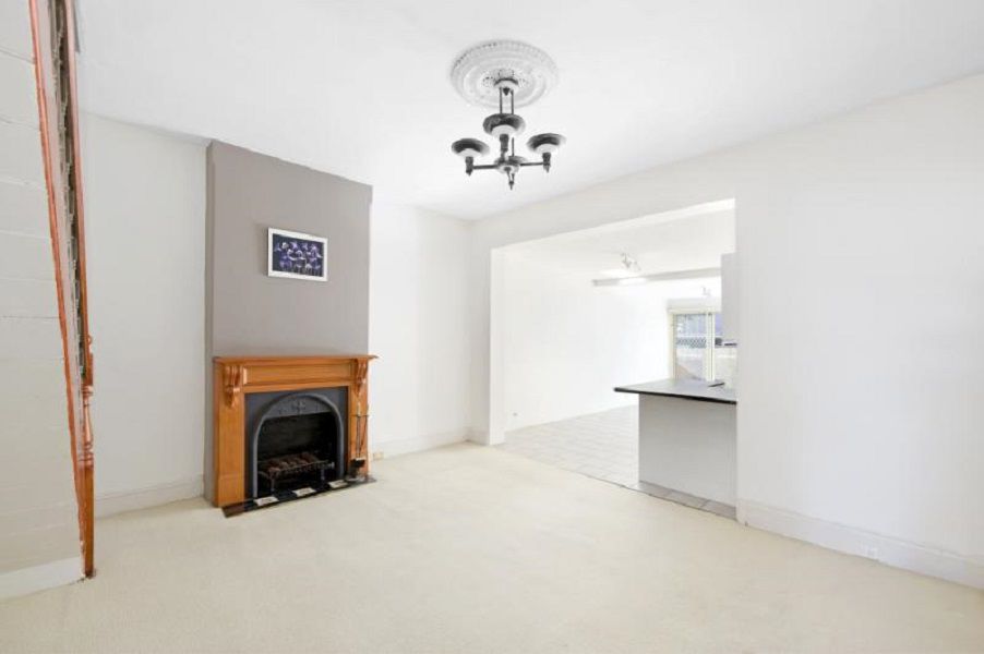 76 Birrell Street