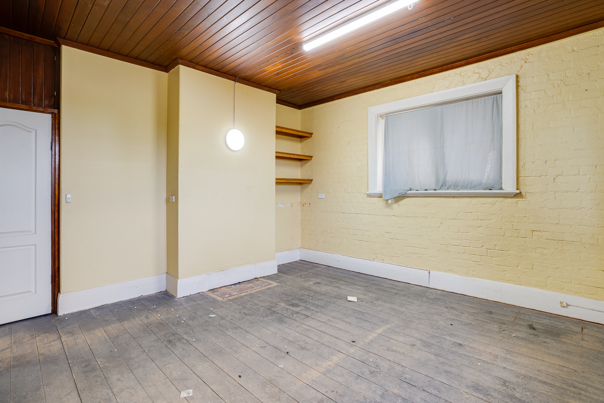 HENLEY BEACH STYLE AND SPACE Rob Mackenzie Real Estate