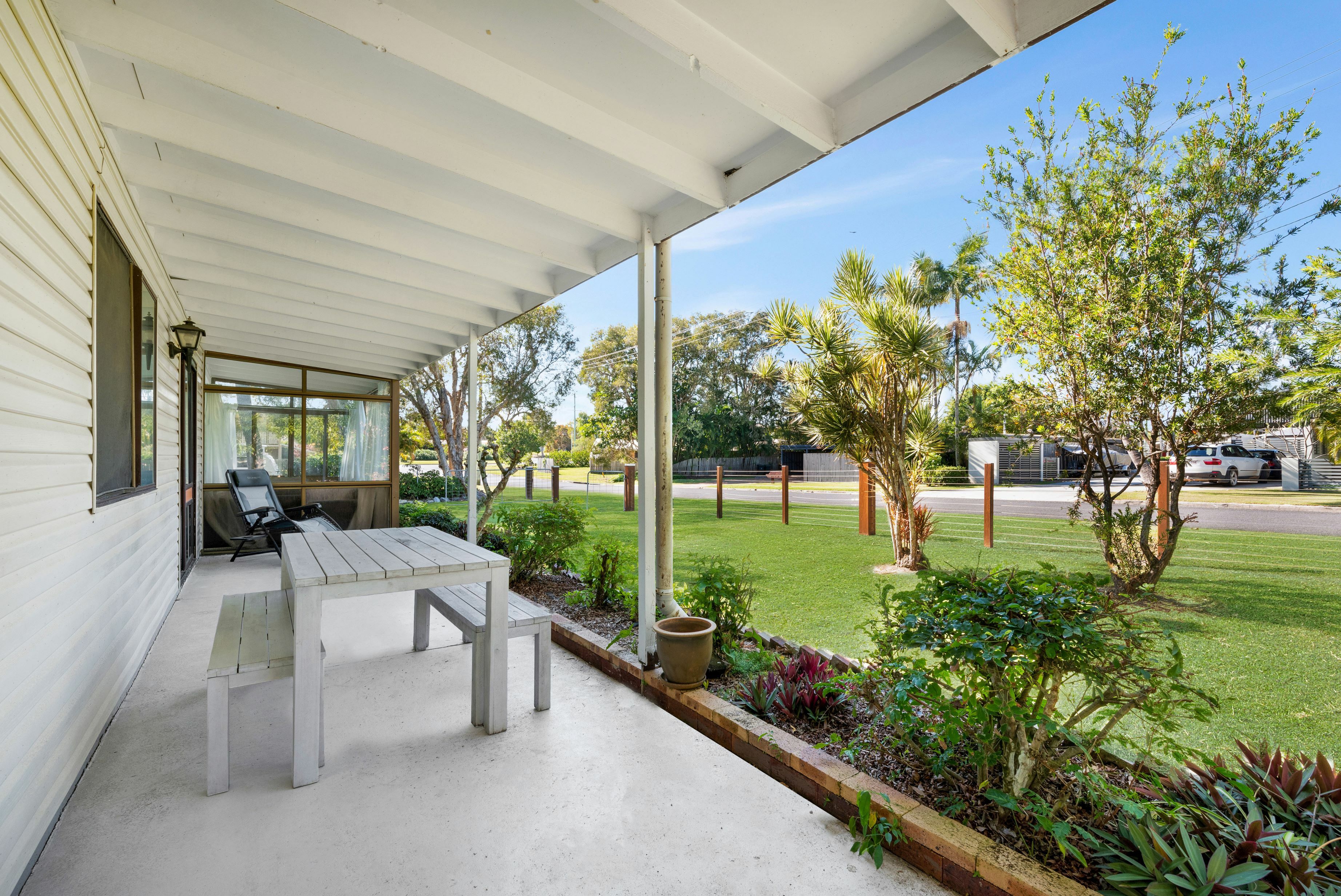 8 Prospect Pl