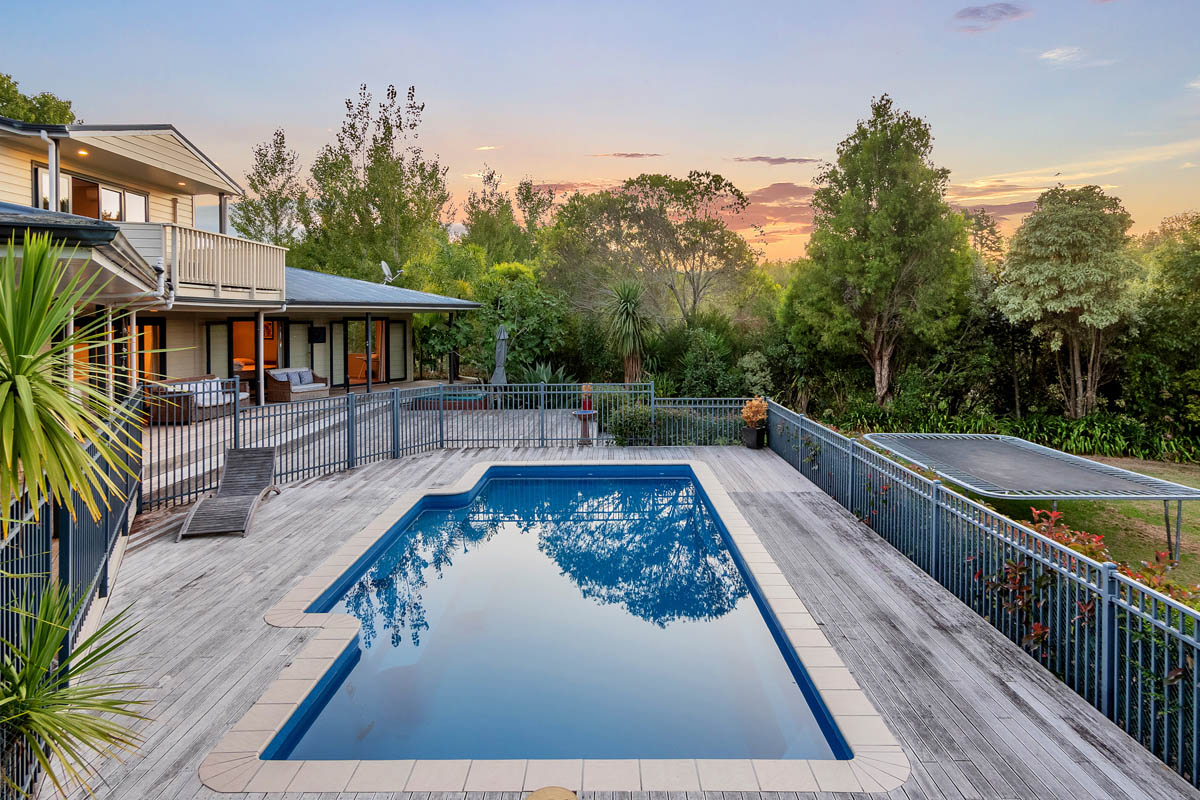 Stunning Home And Future Urban Zone ! Real Estate Buying and Selling