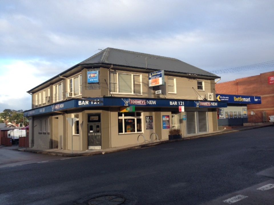 Moore & Moore Real Estate Pty LTD Bar 121, Lambton NSW 2299