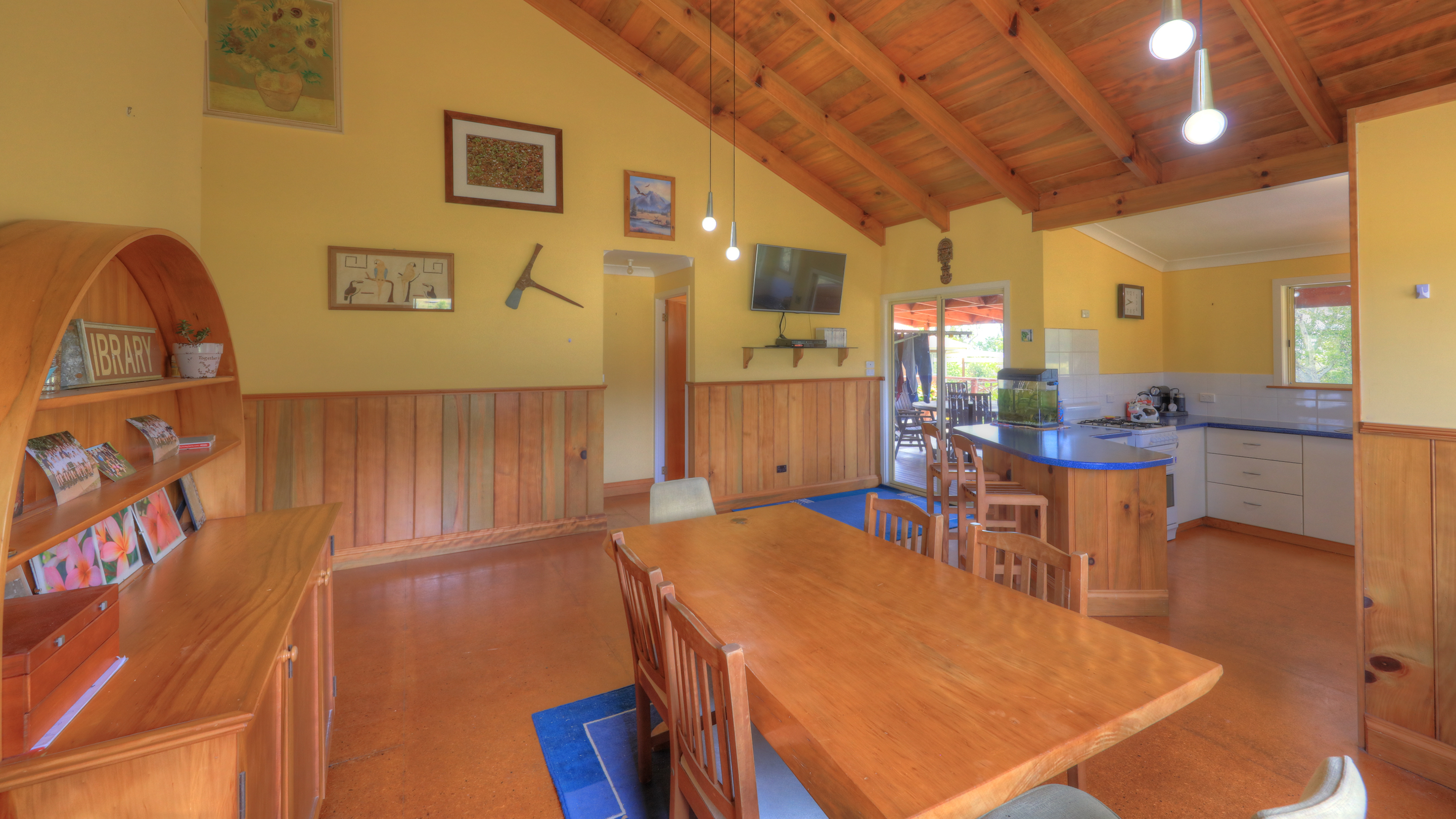 Norfolk Island Real Estate Easterly Aspect with Valley Views