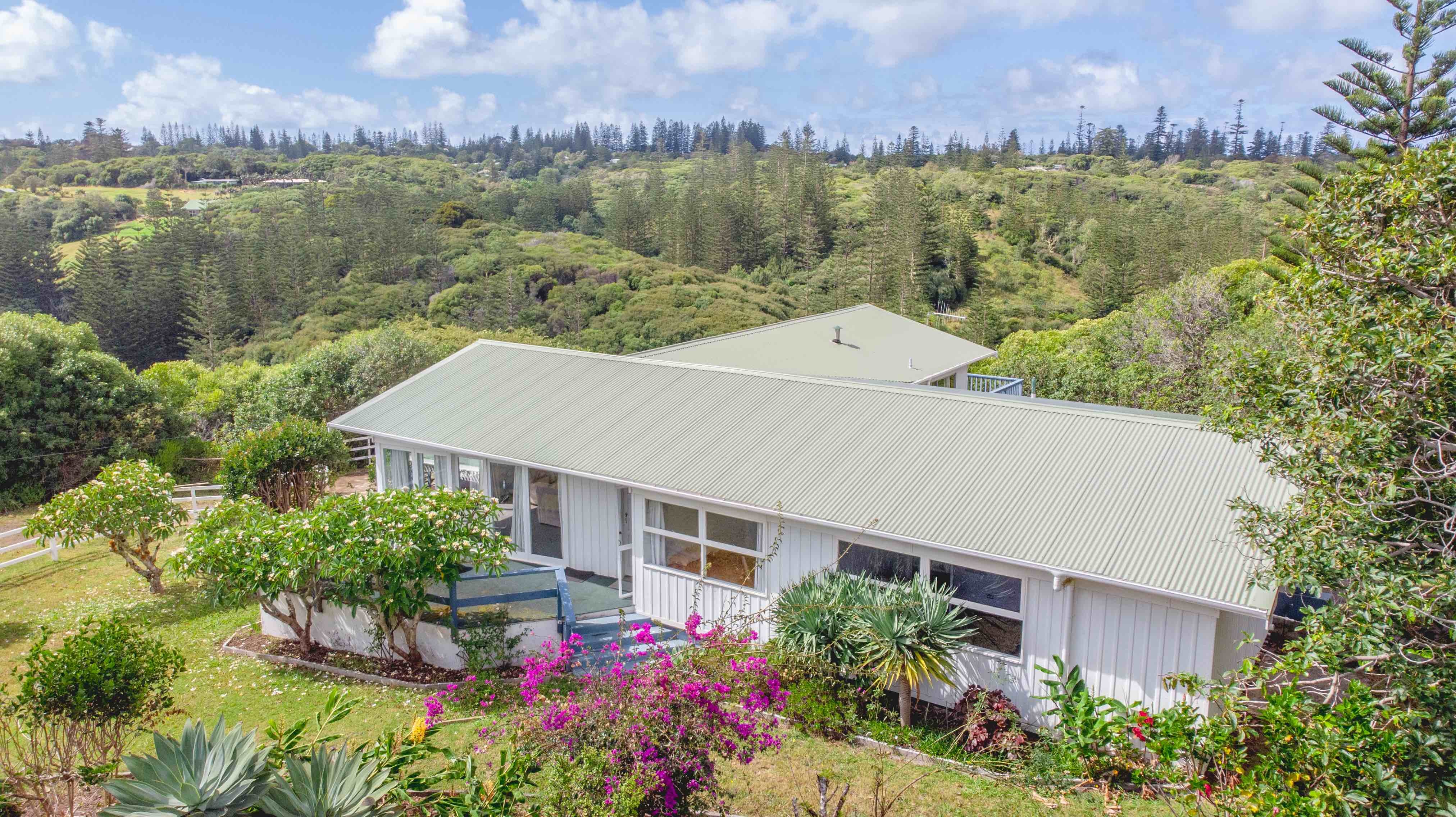 Norfolk Island Real Estate Versatile Family Home