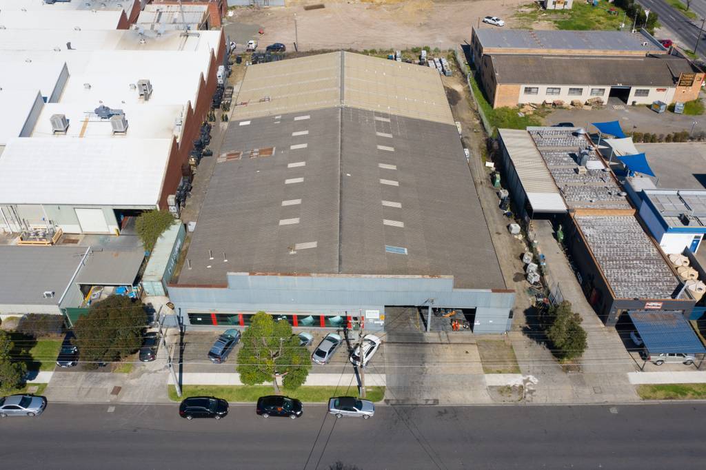 Prime Preston Office/Warehouse with Upside Occupy, Invest or Develop