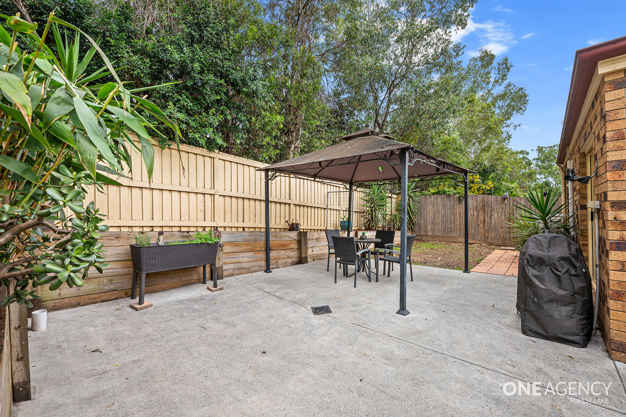 ***SOLD BY ISAAC NGUYEN CALL 0411 600 867*** One Agency Forest Lake