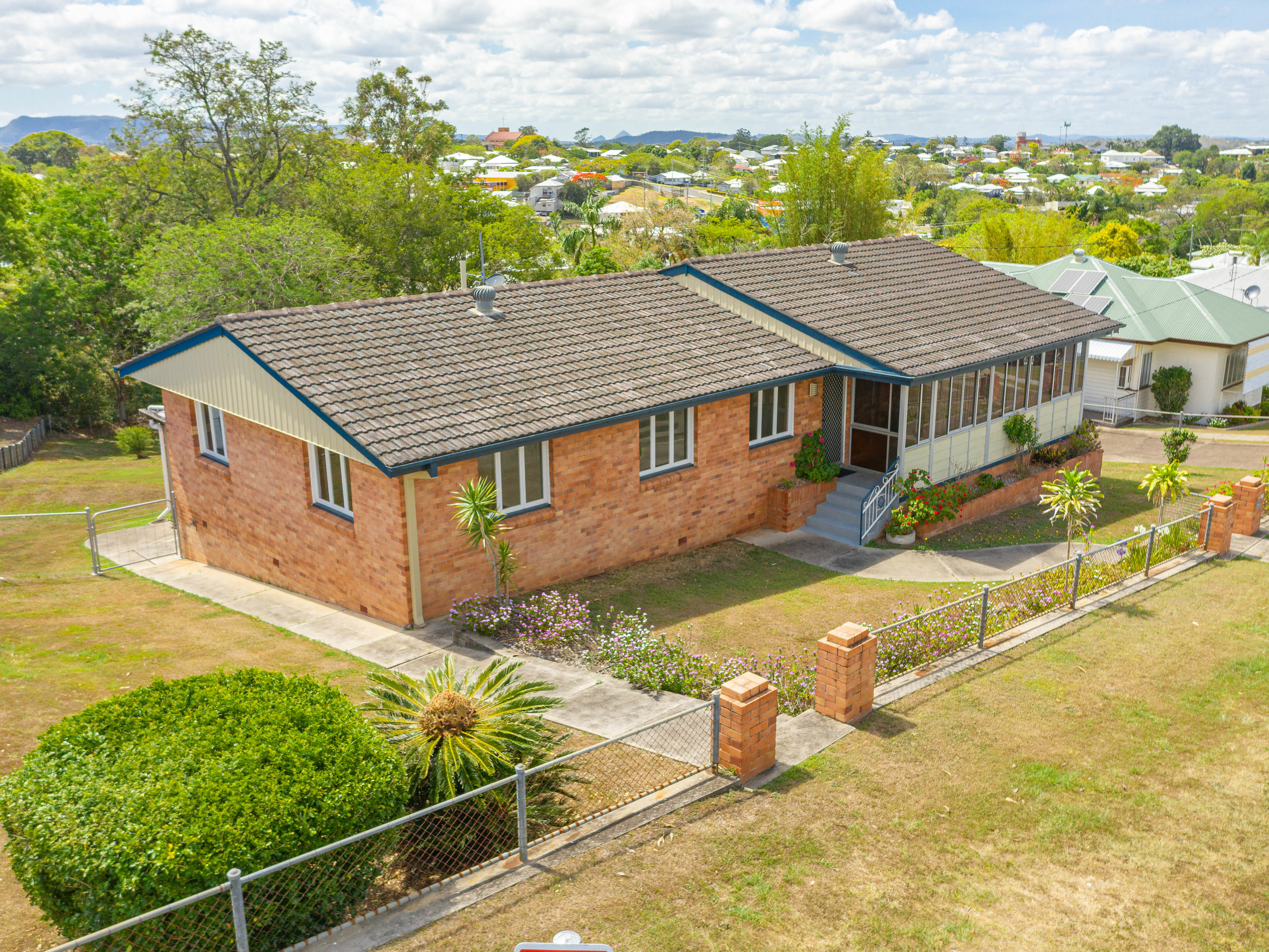 Fallen contract! To be sold! One Agency Gympie Real Estate Agency