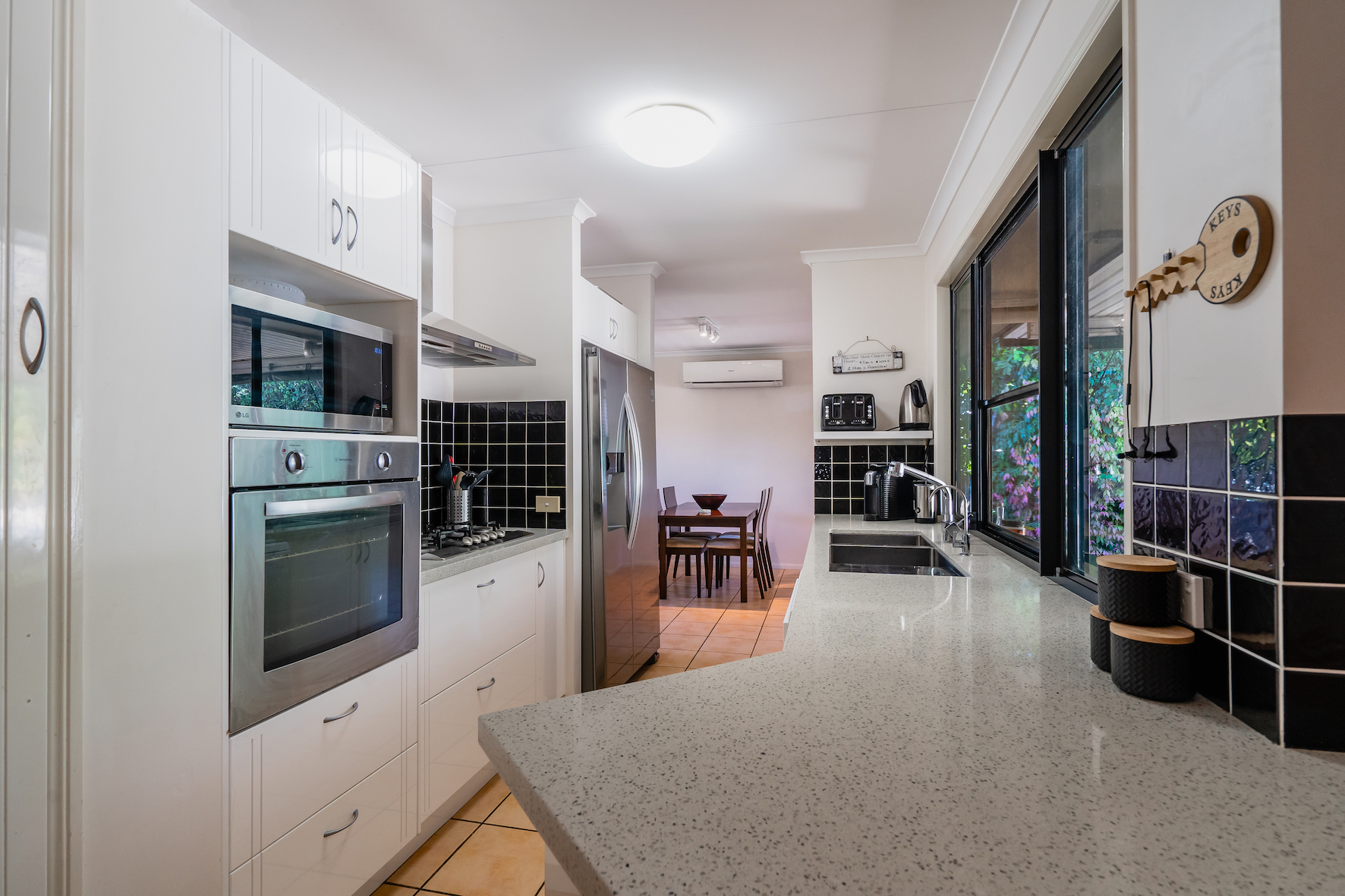 Sunshine Estate Agents Family Friendly Palmwoods