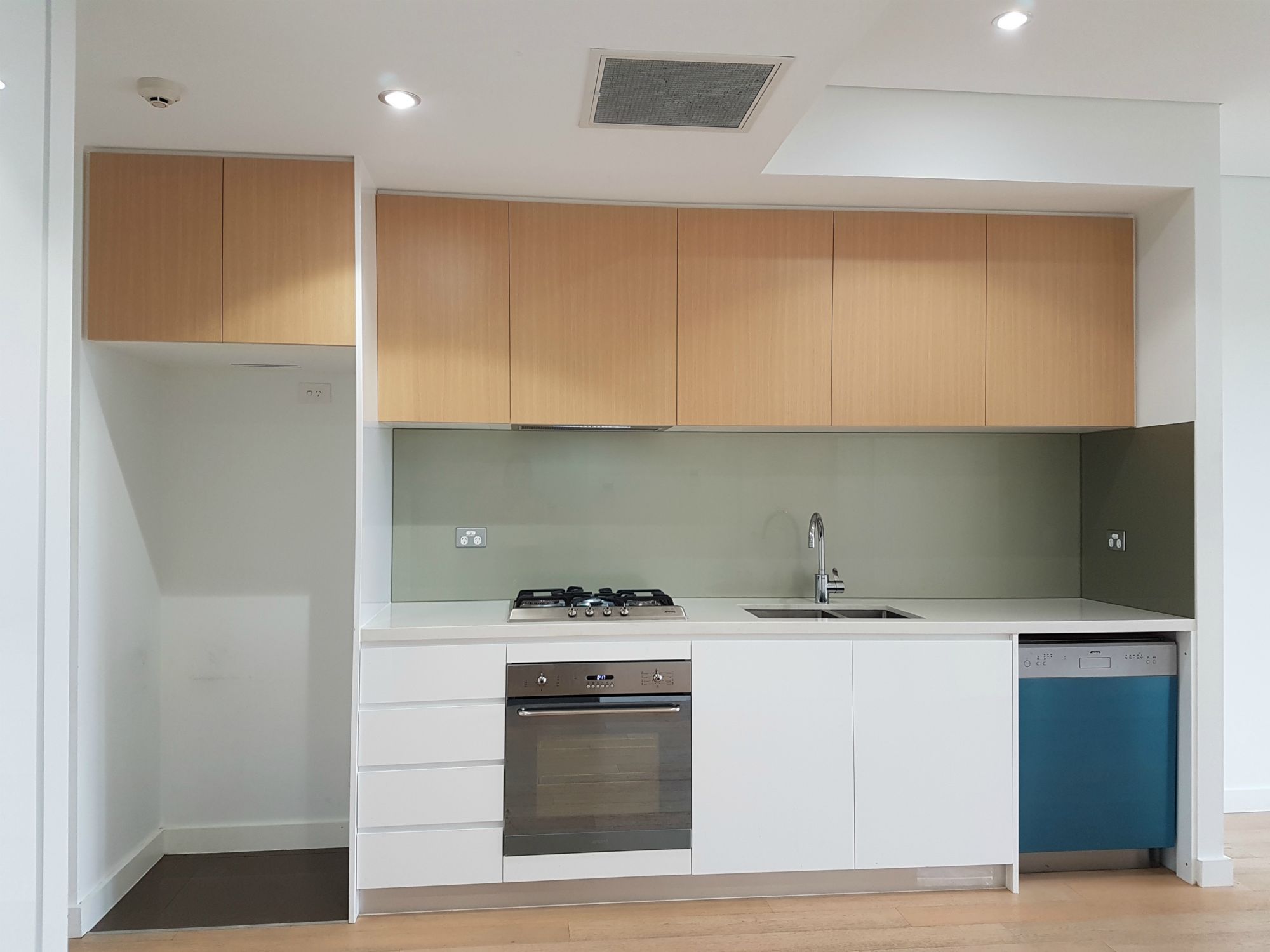 Designer One Bedroom + Study