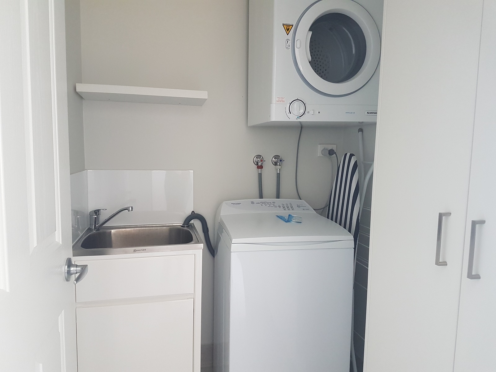 Property Central Hervey Bay Fully Furnished With Pool Resort Style