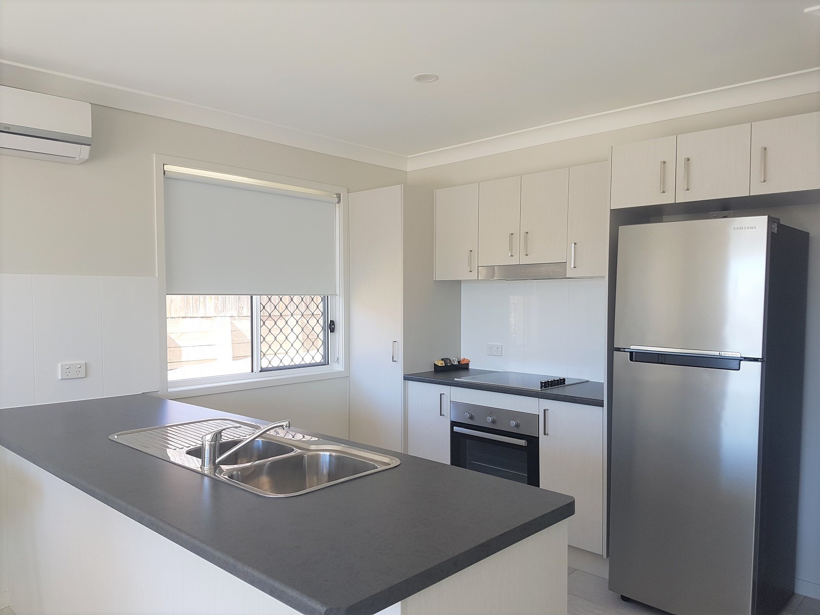 Property Central Hervey Bay Fully Furnished With Pool Resort Style