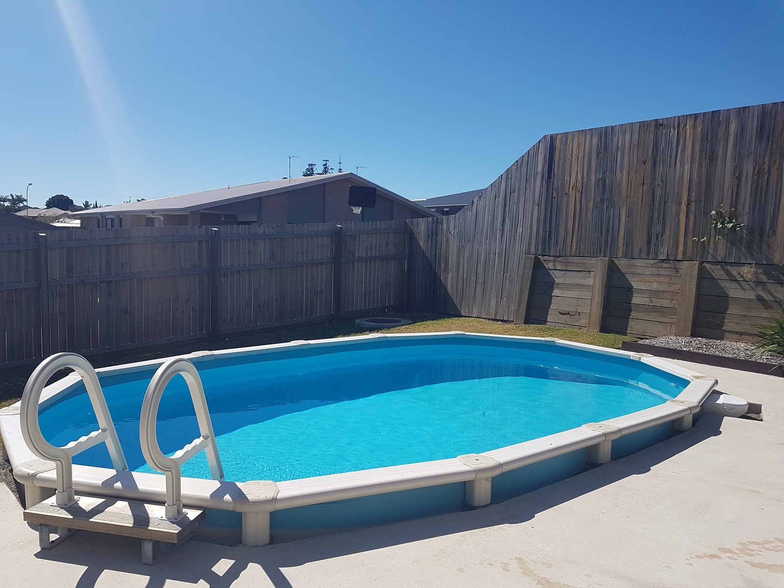 Property Central Hervey Bay Fully Furnished With Pool Resort Style
