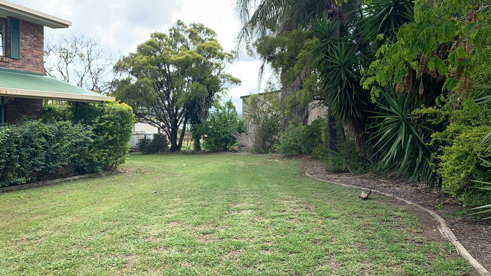 Ray Bachmann Real Estate Lovely Highset 5 Bedroom Home with a extra